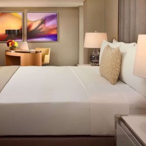 King bed at Royal Sonesta Houston Galleria.