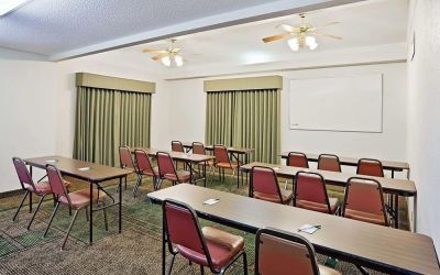 Professional meeting room at Norwood Inn & Suites Merrillville.