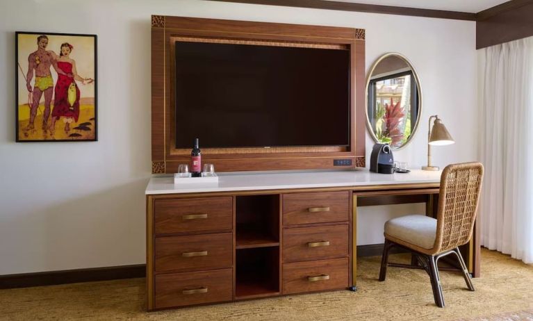 Day use room's workspace at Ko'a Kea Resort On Po`ipu Beach.