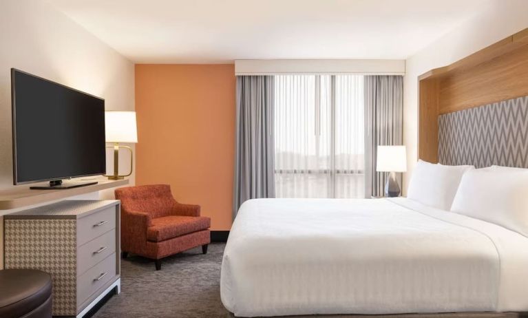 King room at DoubleTree By Hilton Fort Worth South.