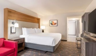 King room at DoubleTree By Hilton Fort Worth South.