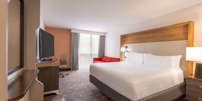 King room at DoubleTree By Hilton Fort Worth South.