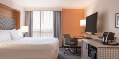 King room at DoubleTree By Hilton Fort Worth South.
