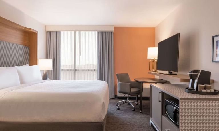 King room at DoubleTree By Hilton Fort Worth South.