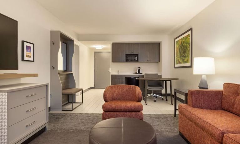 Lounge and TV at DoubleTree By Hilton Fort Worth South.