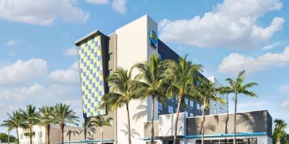 Hotel exterior at Tru By Hilton Ft. Lauderdale Airport.