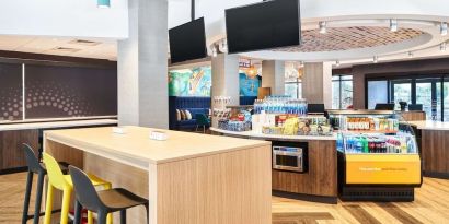Meeting space at Tru By Hilton Ft. Lauderdale Airport.