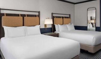 Day use twin room at Hilton Orrington/Evanston.