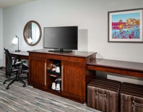 Day use room's work desk at Hampton Inn & Suites St. Louis At Forest Park.
