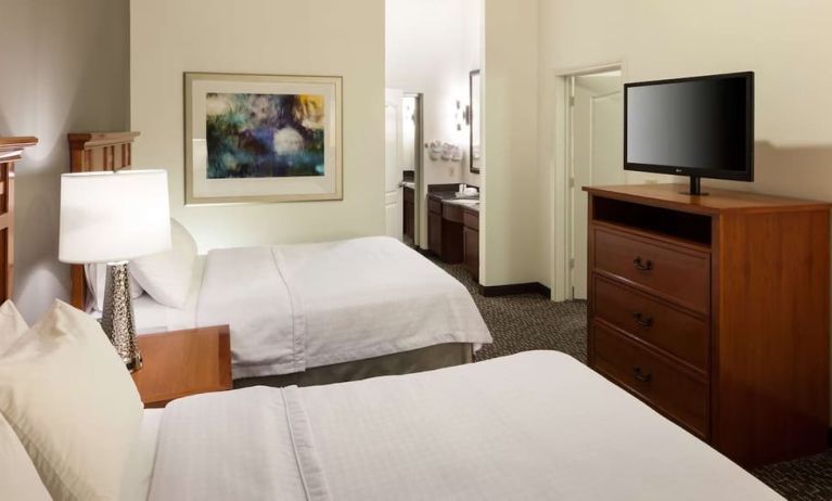 Day use twin room with private bathroom at Homewood Suites By Hilton Agoura Hills.