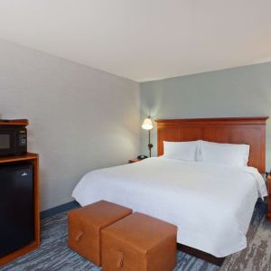 Day use room with private bathroom at Hampton Inn & Suites Clovis-Airport North.
