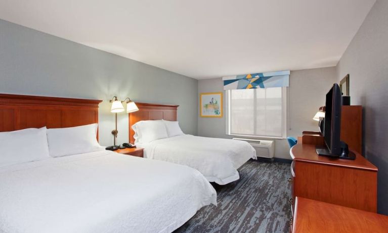 Day use twin room with work desk at Hampton Inn & Suites Clovis-Airport North.