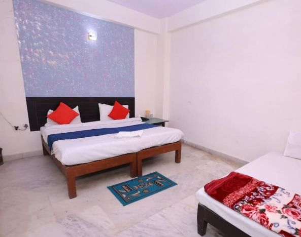 King room at Hotel NoVo Agra.