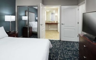 Day use room with private bathroom at Homewood Suites By Hilton Fresno Airport/Clovis.