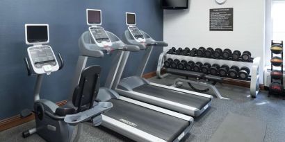 Well equipped fitness center at Homewood Suites By Hilton Fresno Airport/Clovis.