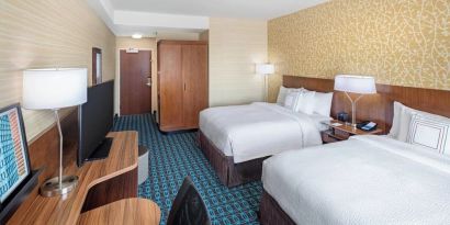 Queen beds available at Fairfield Inn & Suites By Marriott North Bergen.