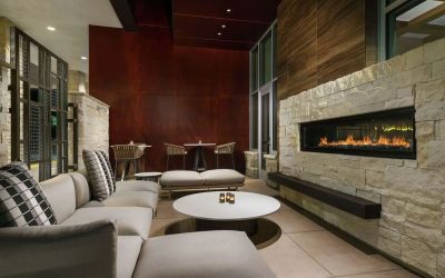 Lounge area at Hilton Garden Inn Sunnyvale.