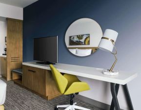 Day use room's workspace at Hilton Garden Inn Sunnyvale.
