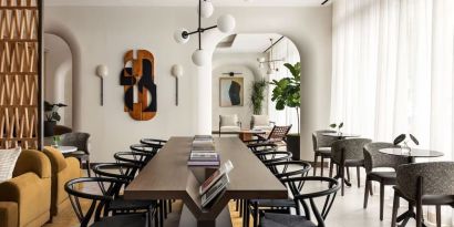 Lobby workspace perfect for coworking at Kimpton Theta New York - Times Square.