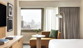 Day use room with natural light at Kimpton Theta New York - Times Square.