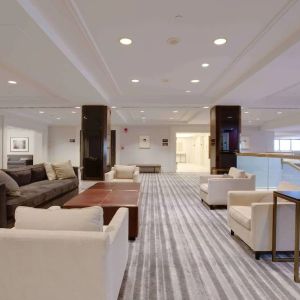 Lounge area at Hilton Newark Airport.