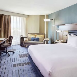 King bed at Hilton Newark Airport.