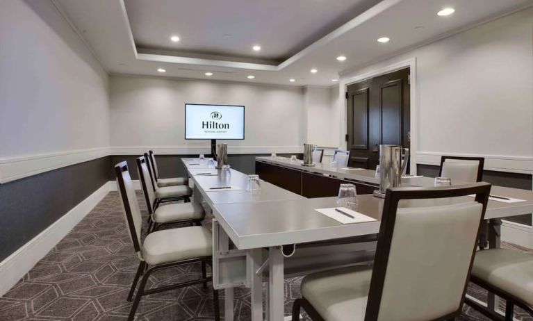 Professional meeting room at Hilton Newark Airport.