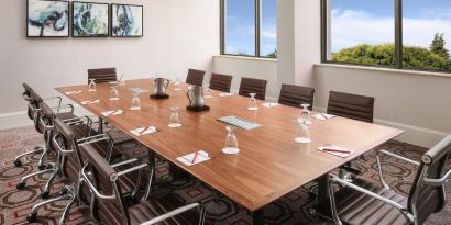 Meeting room at Crowne Plaza Dallas Market Ctr - Love Field.