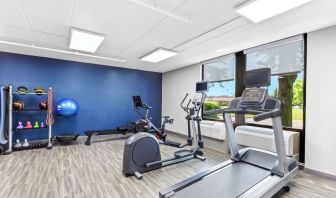 Well equipped fitness center at Hampton Inn Chicago/Naperville.