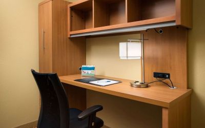 Day use room's workspace at Sonesta Simply Suites Phoenix Scottsdale.