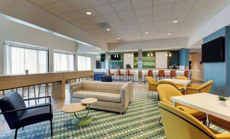 Lobby workspace at Sonesta Select Scottsdale At Mayo Clinic Campus.