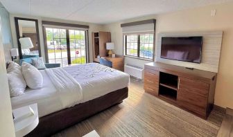 Day use room with workspace at Sleep Inn Oakbrook Terrace.