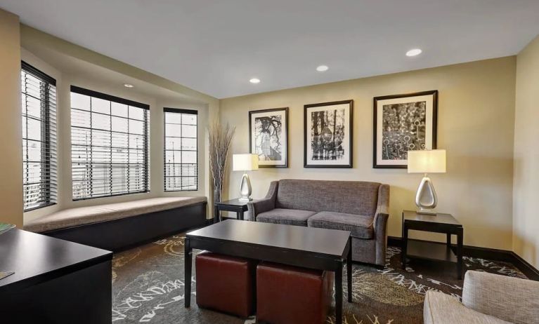 Lobby lounge at Staybridge Suites Washington D.C.- Greenbelt.