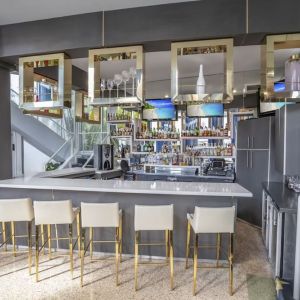 On-site bar at Catalina Hotel & Beach Club.