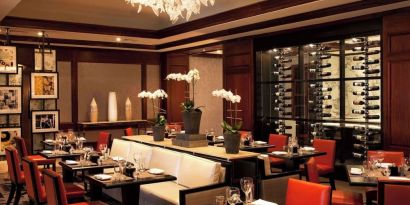 On-site restaurant at Hilton Short Hills.
