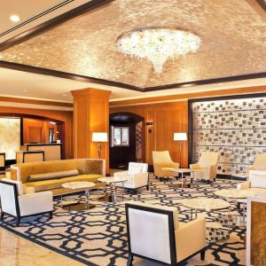 Lobby lounge area at Hilton Short Hills.