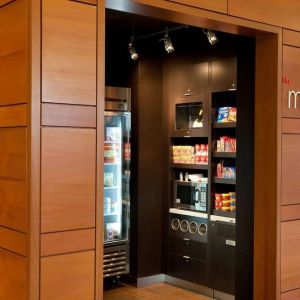 Convenience store at Sonesta Emeryville Oakland.