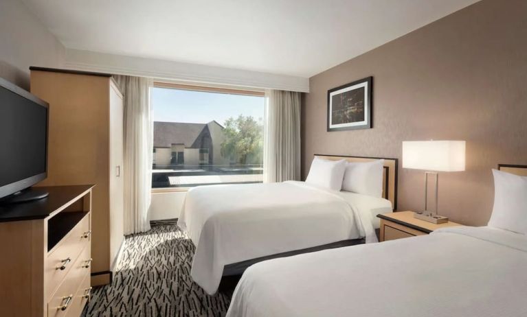 Day use twin room at Embassy Suites By Hilton Convention Center Las Vegas.
