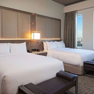Day use twin room at H Hotel Los Angeles, Curio Collection By Hilton.