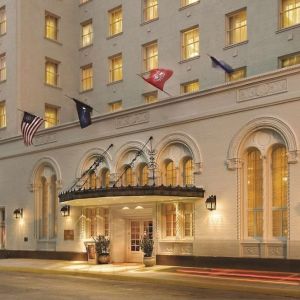 Entrance at Hilton Baton Rouge Capitol Center.