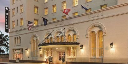 Entrance at Hilton Baton Rouge Capitol Center.