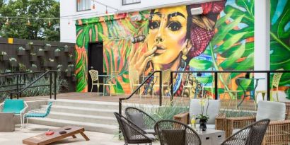 Courtyard perfect for coworking at Hotel Studio Allston.