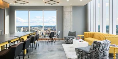 Dining area perfect for coworking at Moxy Boston Downtown.