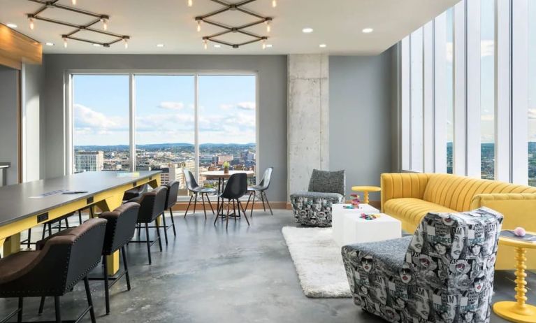 Dining area perfect for coworking at Moxy Boston Downtown.