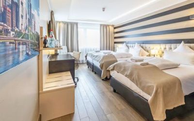 Hotel Skyline City Frankfurt