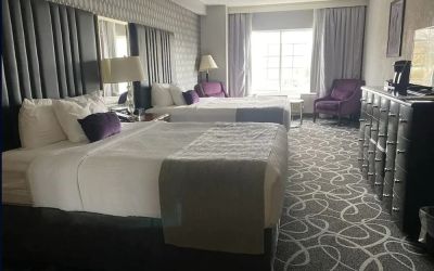Day use twin room with lounge seating at Park Manor Hotel. 