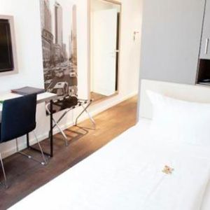Manhattan Hotel Frankfurt