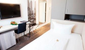 Manhattan Hotel Frankfurt