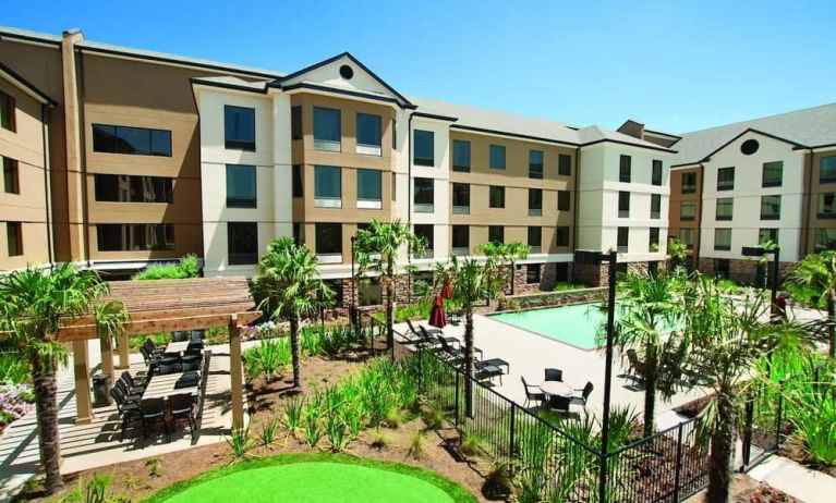Homewood Suites By Hilton Shreveport / Bossier City, LA's outdoors.