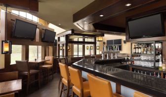 On-site bar at DoubleTree By Hilton Hartford - Bradley Airport.